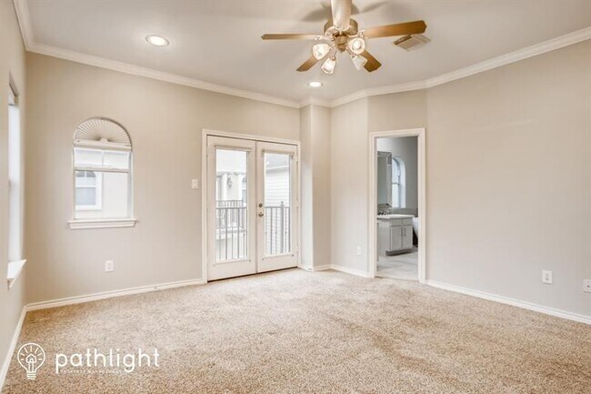 Building Photo - 5407 Kansas St