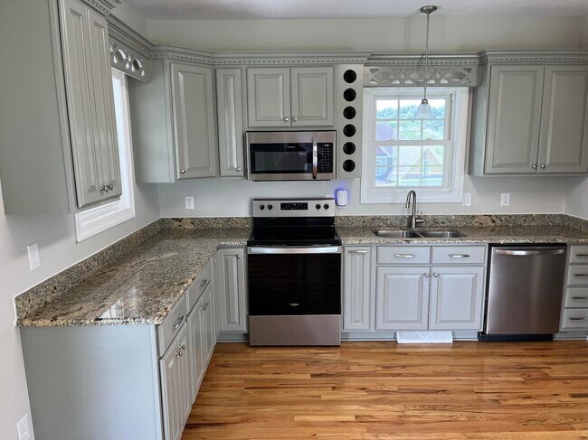 Foto del edificio - 209 Hidden Meadow Dr