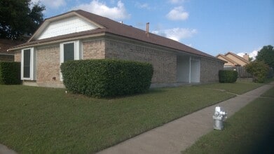 Building Photo - 920 N Bryan-Belt Line Rd