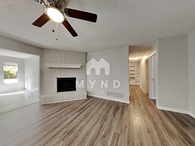 Building Photo - 5213 Wendel Dr