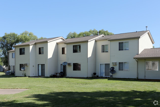 Building Photo - Victoria Townhomes