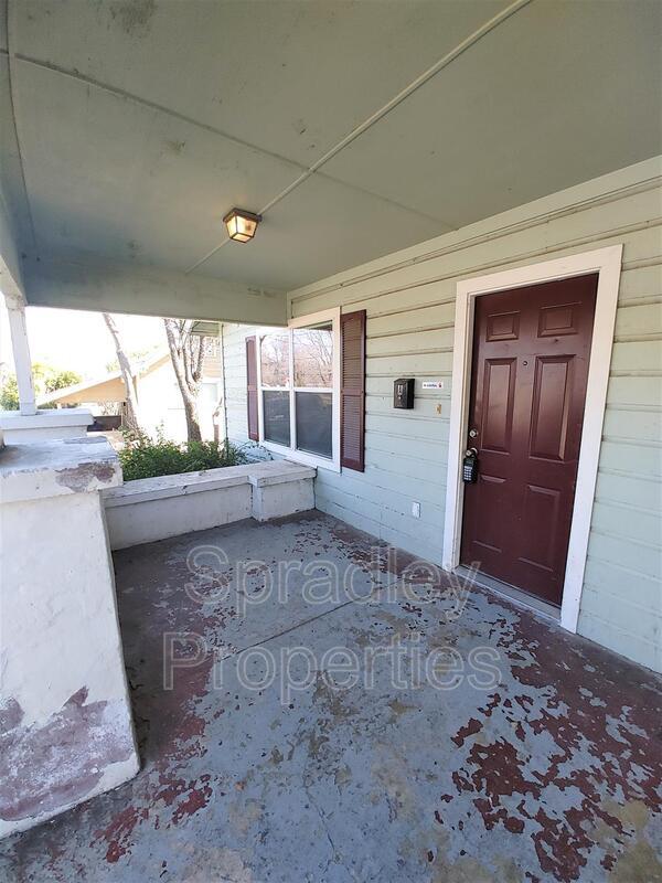 234 W 7th Ave, Belton, TX 76513 Condo for Rent in Belton, TX