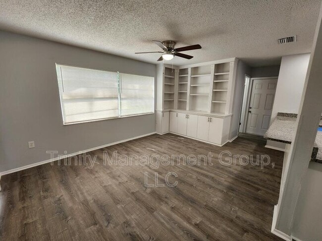 Building Photo - 2429 Keeport Dr