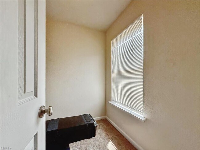 Foto del edificio - 896 A Ave