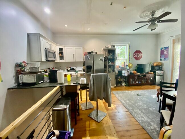 Foto del edificio - 14 Alleghany St