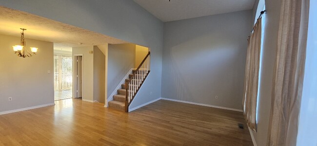 Building Photo - 13903 Grenfell Pl