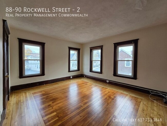 Foto del edificio - 88-90-90 Rockwell St