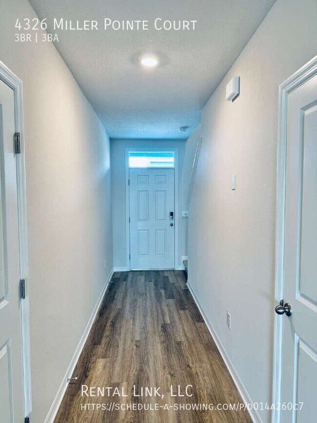 Foto del edificio - 4326 Miller Pointe Ct