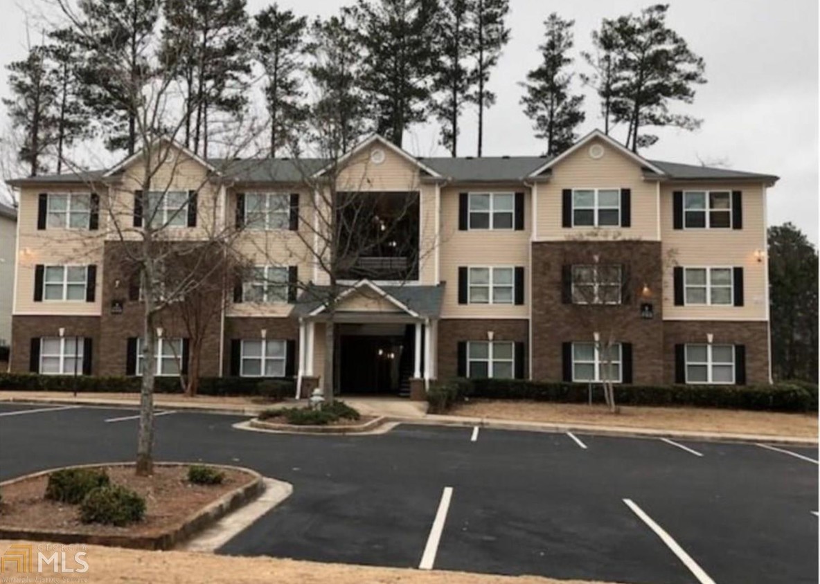 Foto principal - 5104 Fairington Ridge Cir