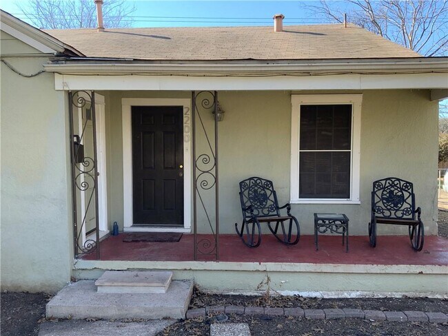 Foto del edificio - 2200 Newfield Ln