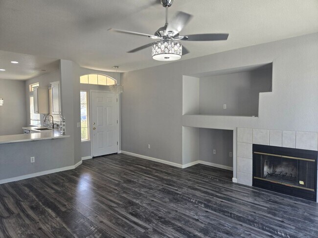 Foto del edificio - 1684 Homestead Way
