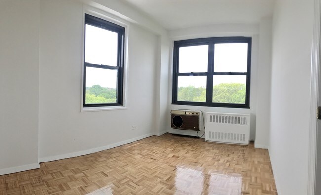Foto del edificio - 160 Parkside Ave