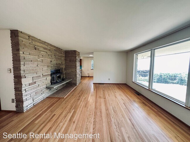 Building Photo - 2 br, 2 bath House - 18280 Springdale Ct NW
