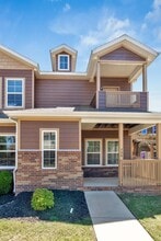 Building Photo - 732 N Wordsworth Ln