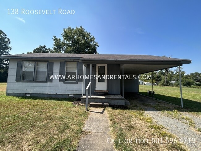 Building Photo - 138 Roosevelt Road | $695 | 2 beds, 1 full...