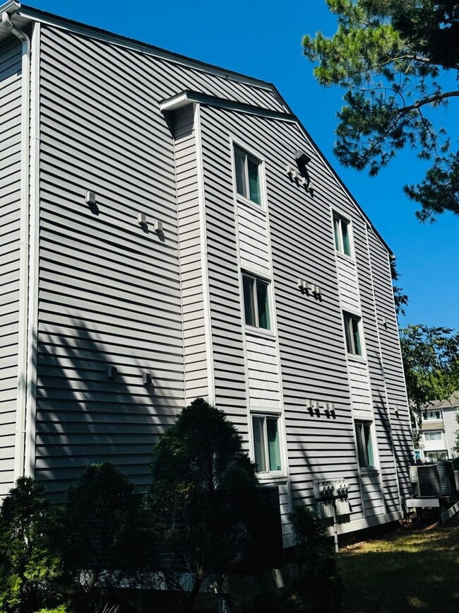 Foto del edificio - Gorgeous 2 Bedroom/2 Bath Condo