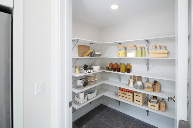 Despensa de cocina de Signature Collection Townhome - Avalon South Miami