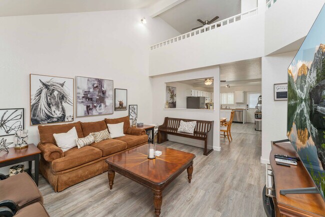 Foto del edificio - Lilac Retreat - Unit B