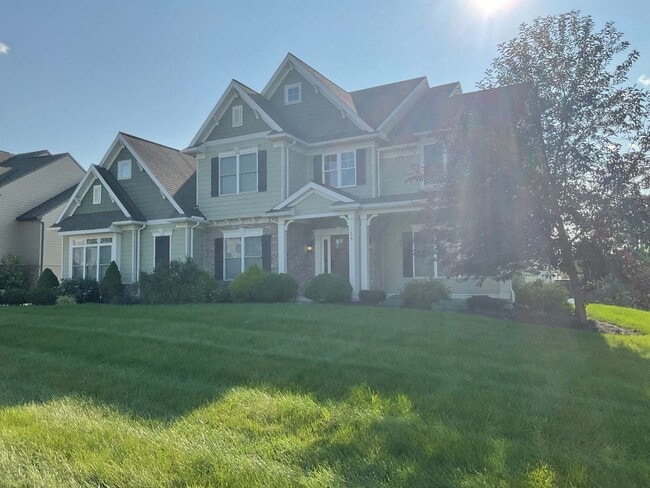 Building Photo - 5 br, 4 bath House - 176 SAVANNAH DR