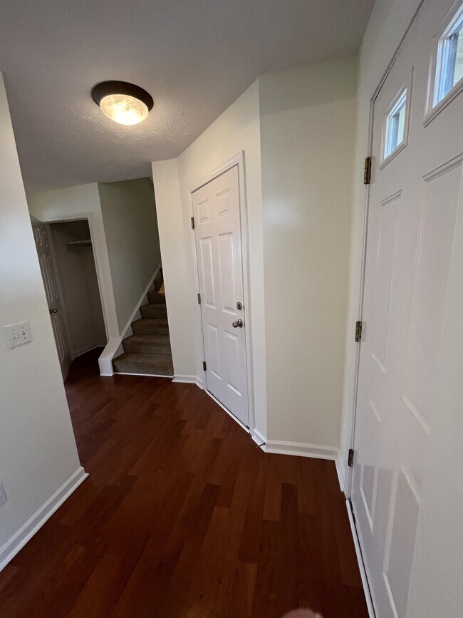 Foto del edificio - 2630 River Meade Way