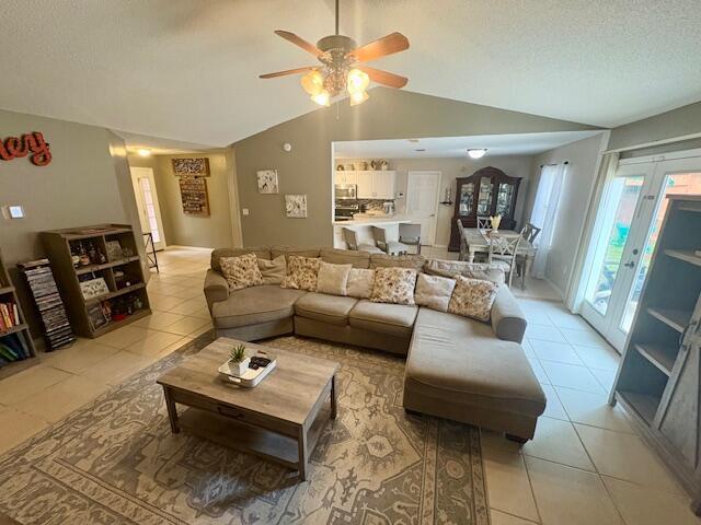 Foto del edificio - 1308 Jeffrine Dr