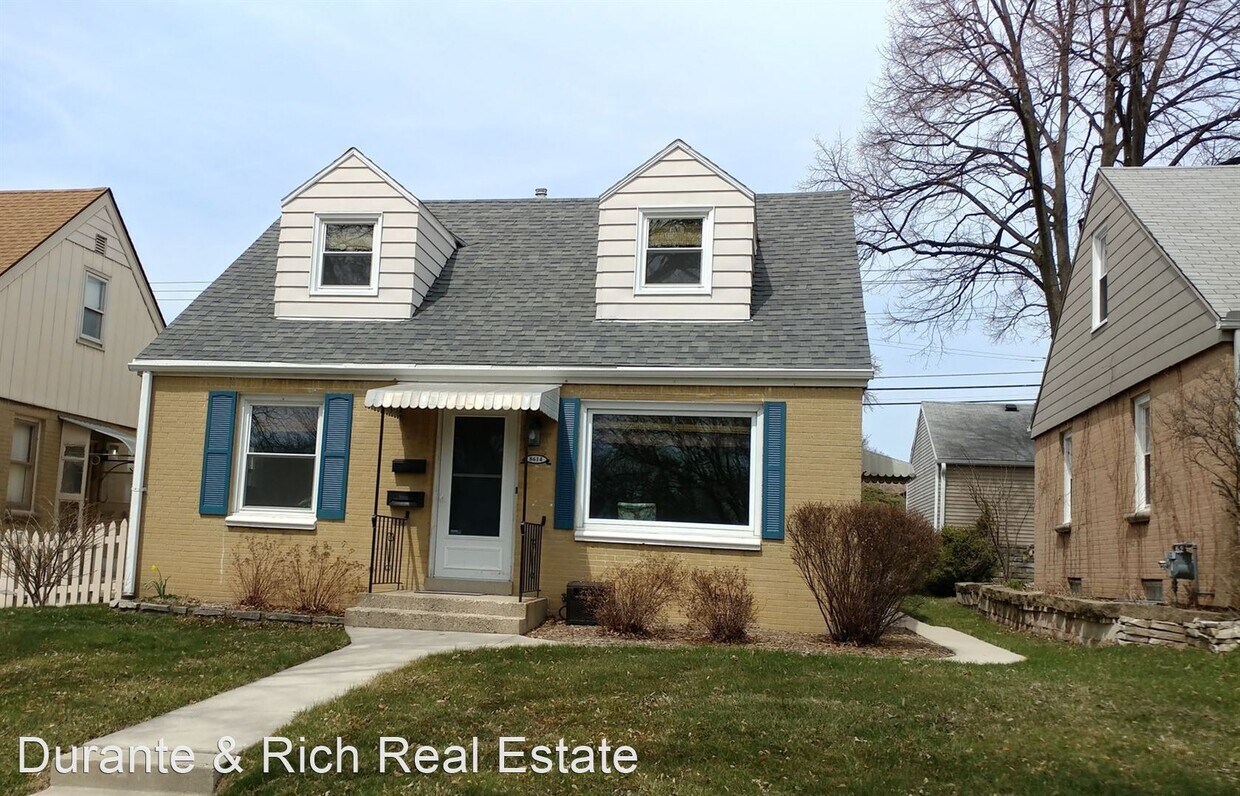 Primary Photo - 3 br, 1 bath House - 8614 W Keefe Ave