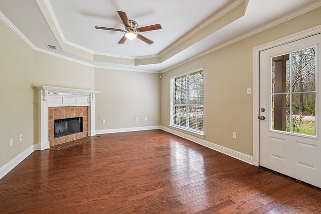 Building Photo - 14382 Carrol Ave