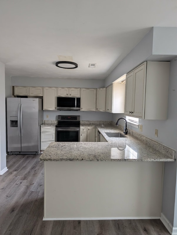 Building Photo - 2444 Rollingview Ct