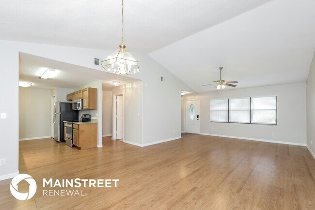 Foto del edificio - 343 Colony Ct