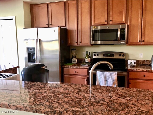 Building Photo - 9832 Venezia Cir