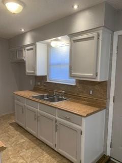 Foto del edificio - 6445 Baraboo Dr