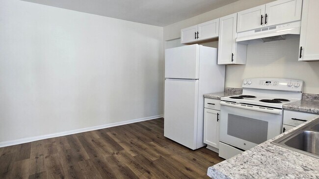 Foto del edificio - 301 S Gray St