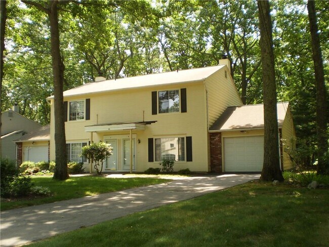 Building Photo - 30B Eagle Run