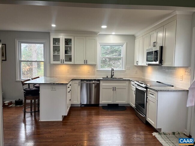 Foto del edificio - 603 Stagecoach Rd