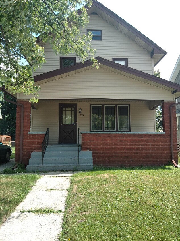 2139 Airport Hwy, Toledo, OH 43609 House Rental in Toledo, OH