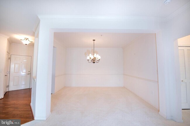 Foto del edificio - 11180 Chambers Ct