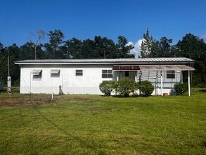 Building Photo - 83 Franklin Dr