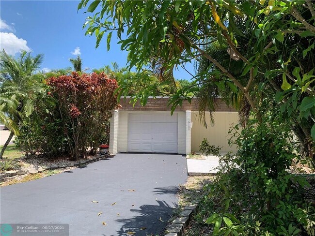 Building Photo - 6100 Orchard Tree Ln