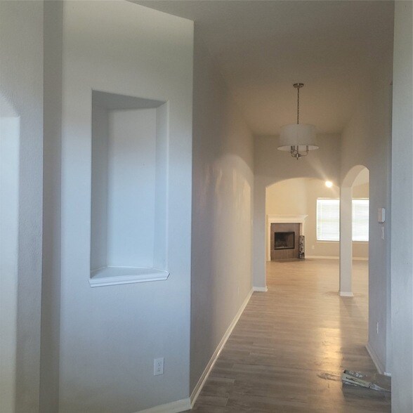 Foto del edificio - 306 Edgewater Park Dr