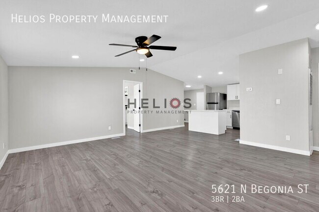 Foto del edificio - 5621 N Begonia St