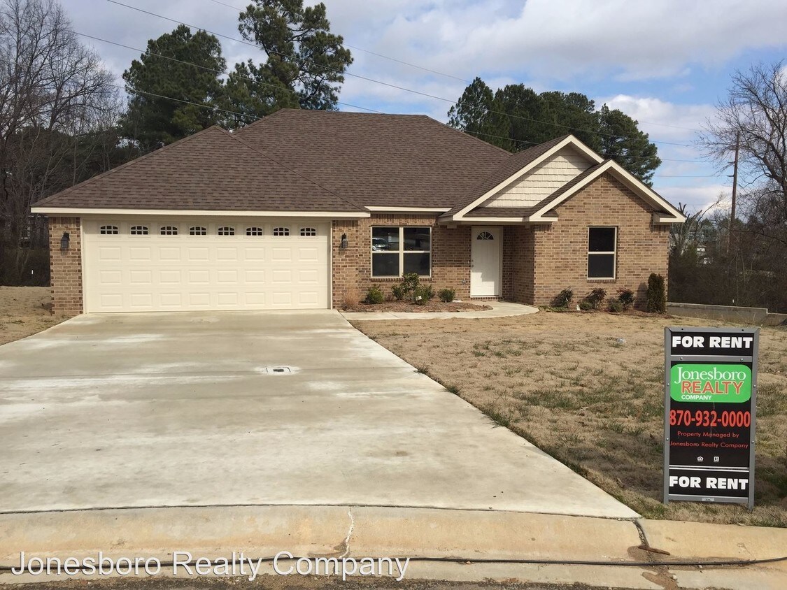 Foto principal - 3 br, 2 bath House - 788 Southhill