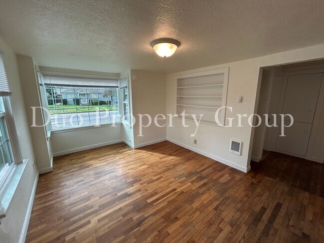 Foto del edificio - 13th &amp; Chambers