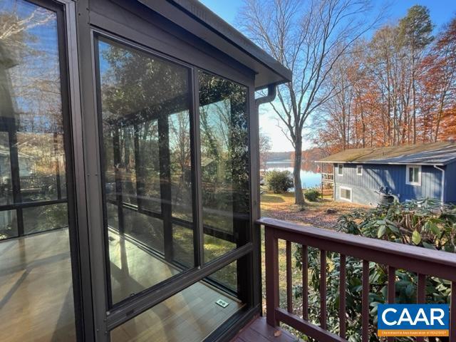 Foto del edificio - 2 Pineknoll Cir