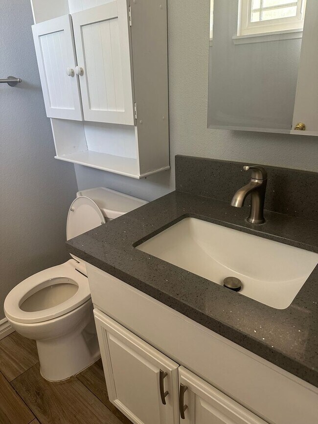 Foto del edificio - Family Home on Shandin Road