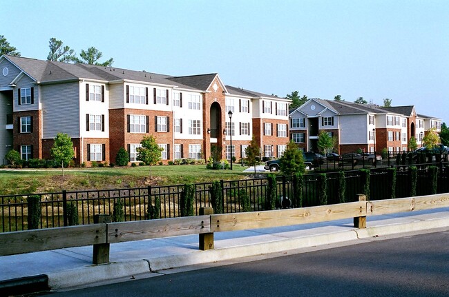 Building Photo - Berkshire Park