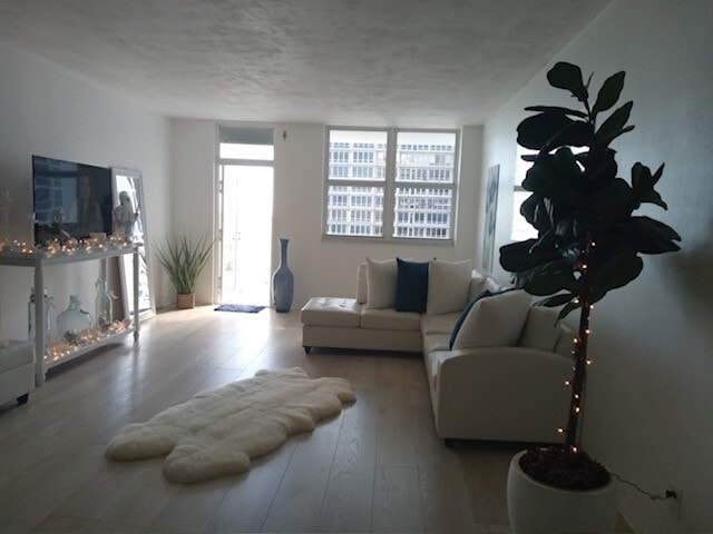 Foto del edificio - 4250 Galt Ocean Dr