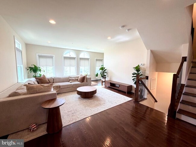 Foto del edificio - 20674 Duxbury Terrace