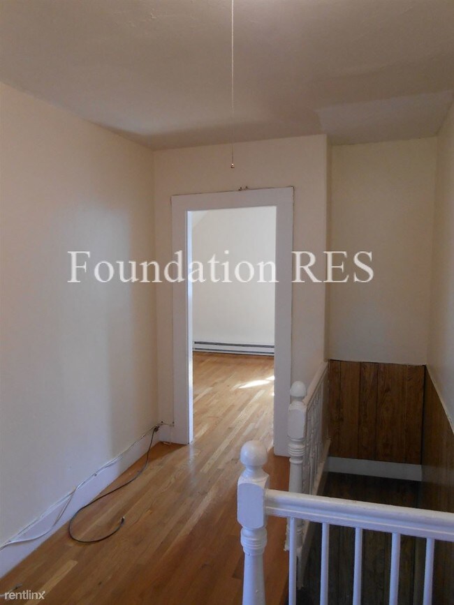 Building Photo - 7 Morrow Rd