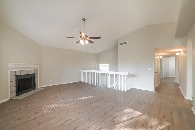 Foto del edificio - 8925 W Virginia Ave