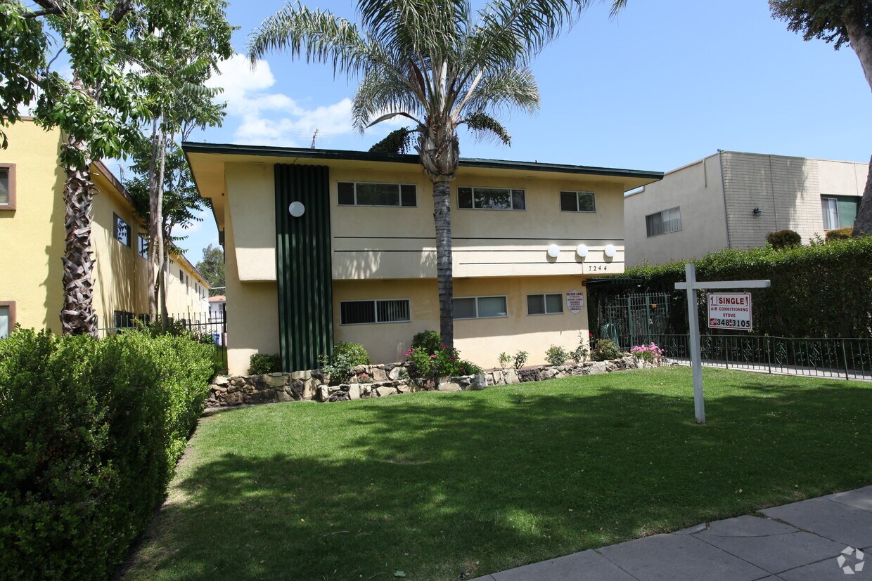 Foto del edificio - 7244 Vassar Ave